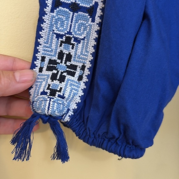 Crown & Ivy | Blue Embroidered Split Neck Tassel Tie Long Sleeve Bohemian Top M - Picture 4 of 16